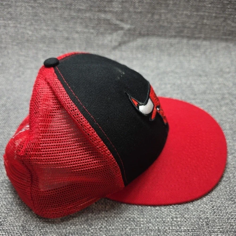 CHICAGO BULLS hat black red adjustable snapback cap mesh back